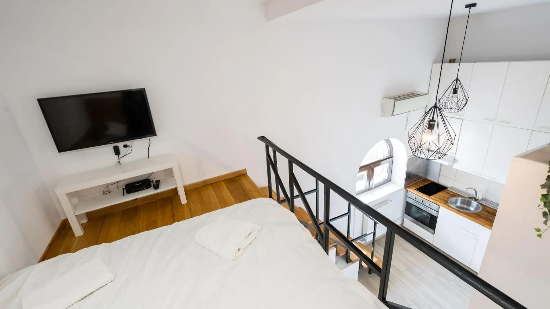Cozy Old Town Apartment 7 - Selari Bucharest